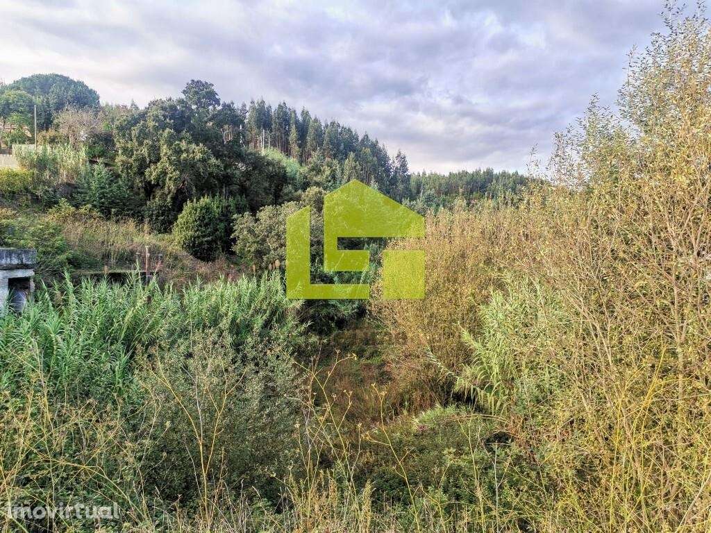 Comércio em Serpins junto Estação Metro - Grande imagem: 5/5