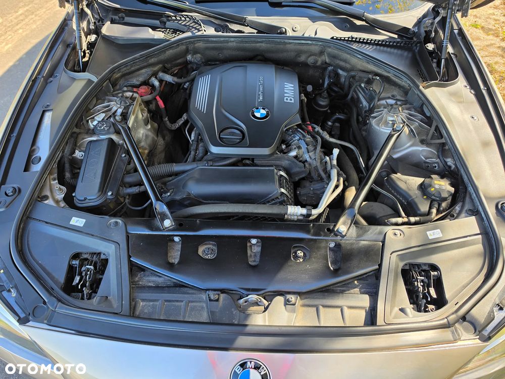 BMW Seria 5 520d xDrive - 20