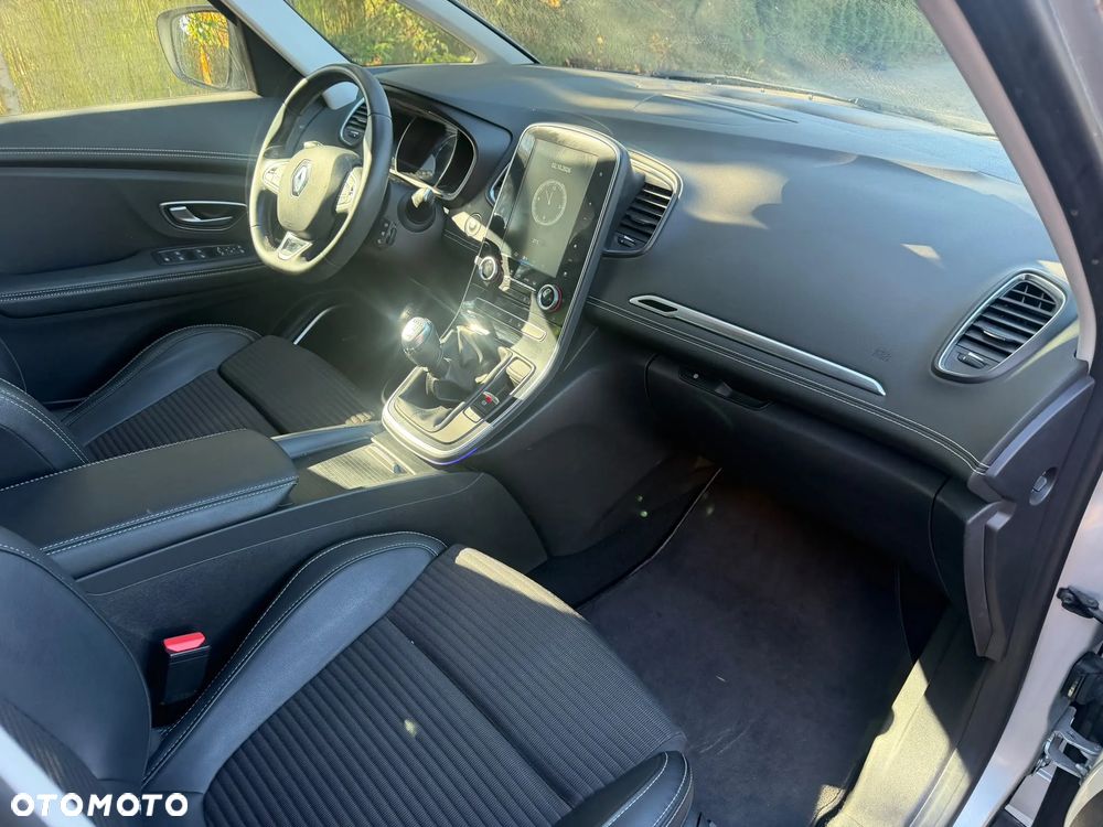 Renault Scenic TCe 140 GPF BOSE EDITION - 8