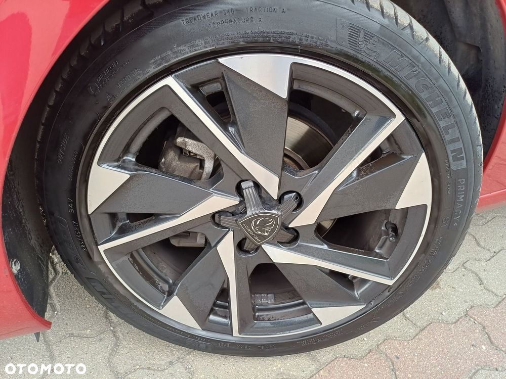 Peugeot 308 1.2 PureTech Allure Pack S&S EAT8 - 9