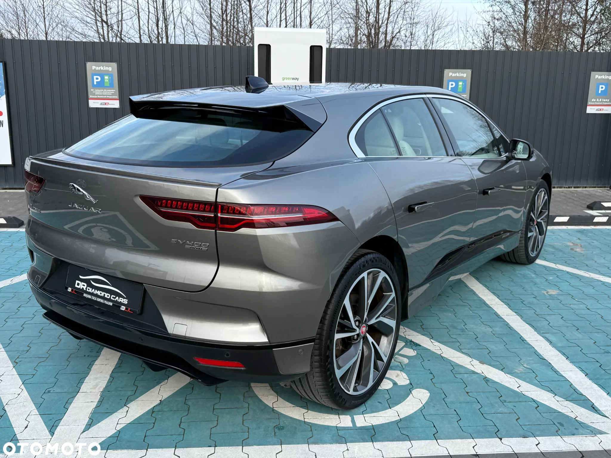 Jaguar I-Pace EV400 AWD HSE - 6