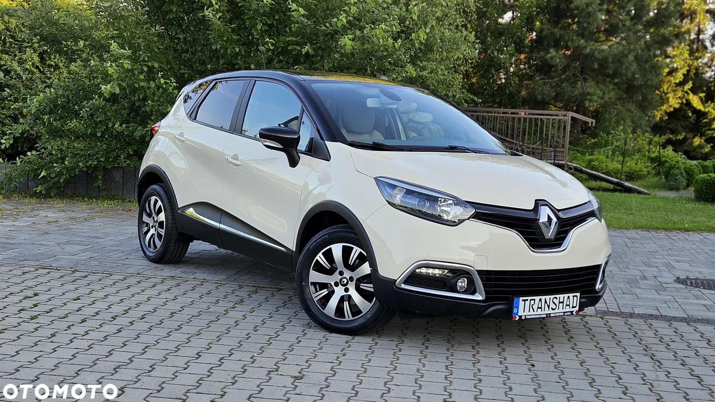 Renault Captur ENERGY TCe 120 EDC LIMITED - 1