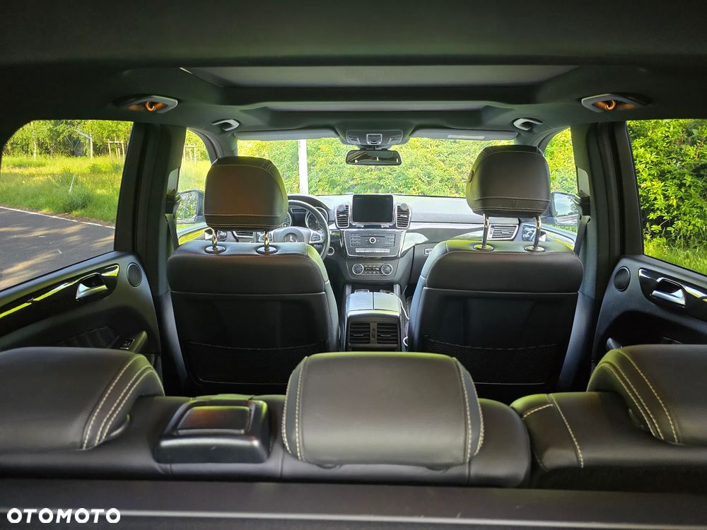 Mercedes-Benz GLE - 21