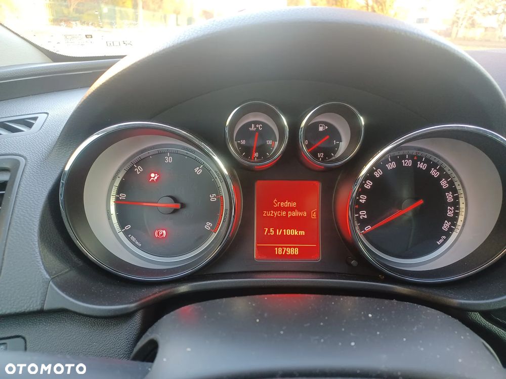 Opel Insignia 2.0 CDTI Sport - 8