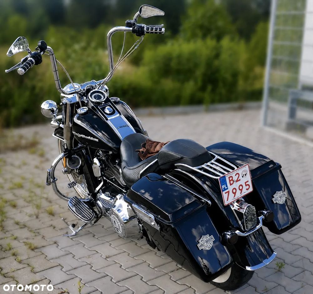 Harley-Davidson Softail Deluxe - 8