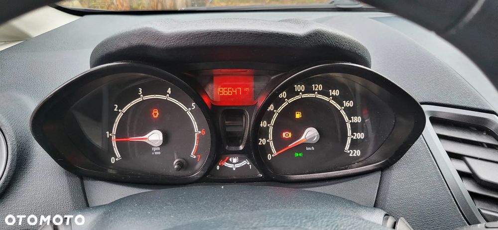 Ford Fiesta 1.25 Ambiente - 22