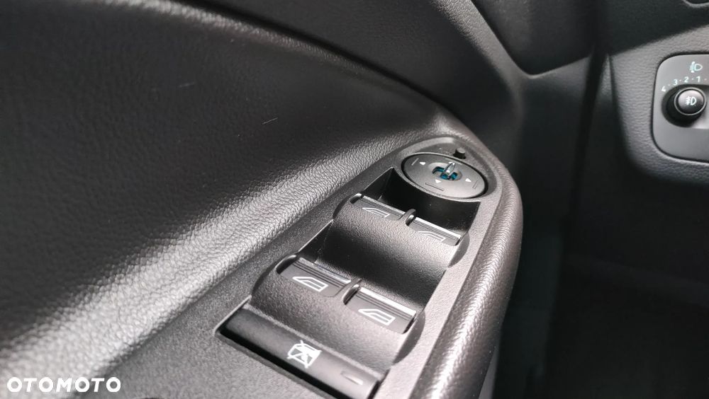 Ford Kuga 1.6 EcoBoost 2x4 Trend - 15