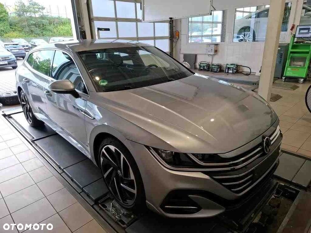 Volkswagen Arteon 2.0 TSI R-Line DSG - 2