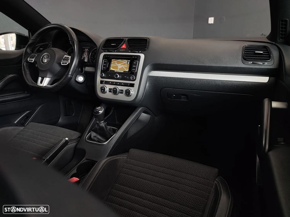 VW Scirocco 2.0 TDI Match - 24