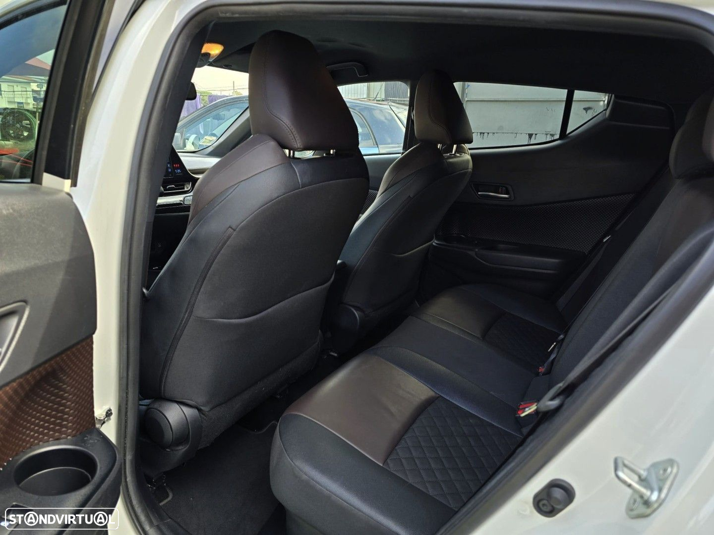 Toyota C-HR 1.8 HSD Exclusive+P.Luxury - 20