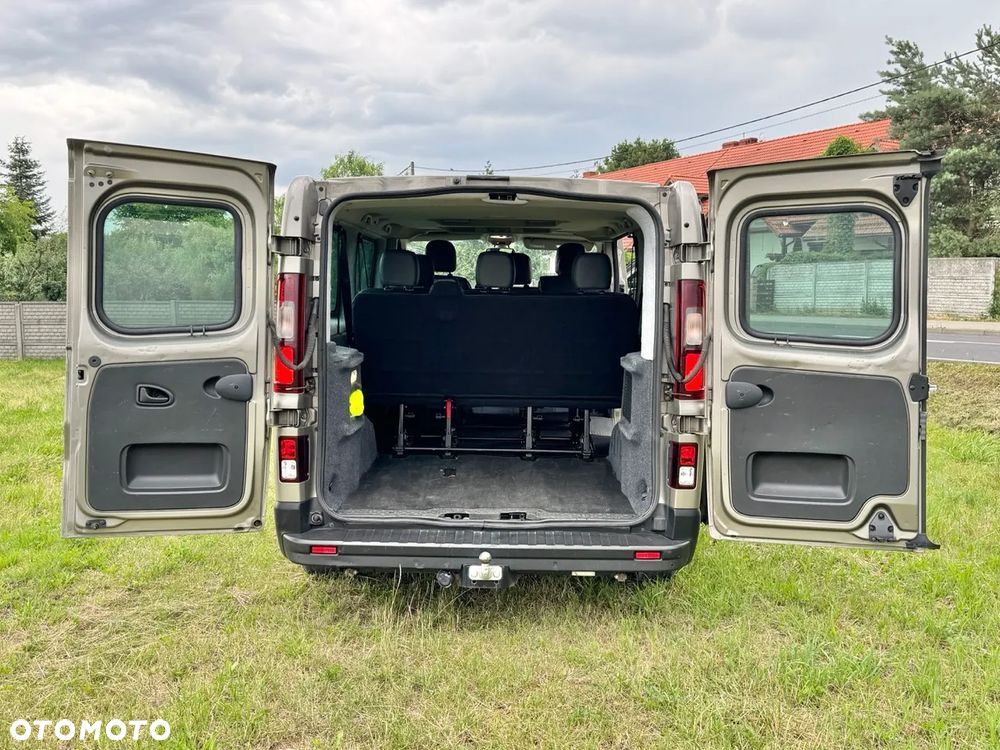 Renault Trafic 2.0 dCi - 19
