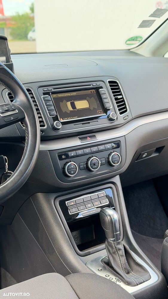 Volkswagen Sharan 2.0 TDI DSG BlueMotion Technology Highline - 18