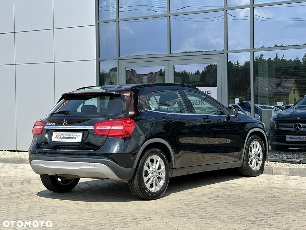 Mercedes-Benz GLA 200 7G-DCT Style - 8