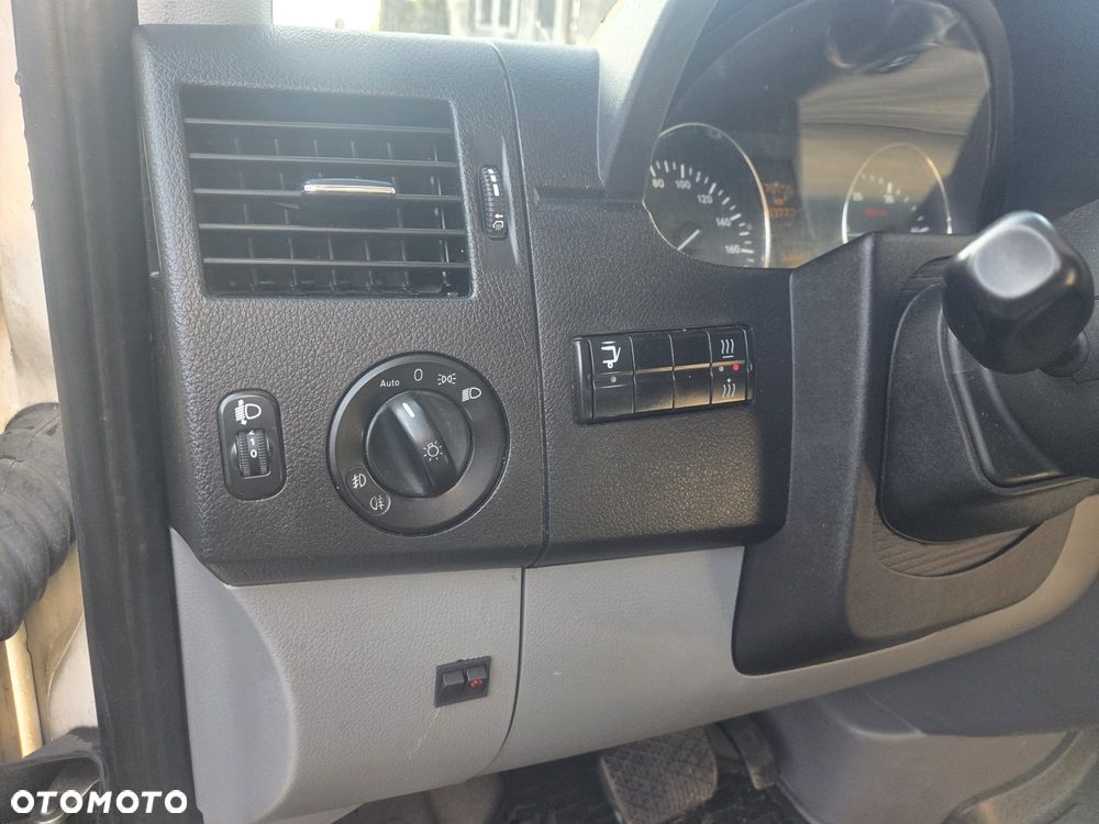 Mercedes-Benz SPRINTER - 23