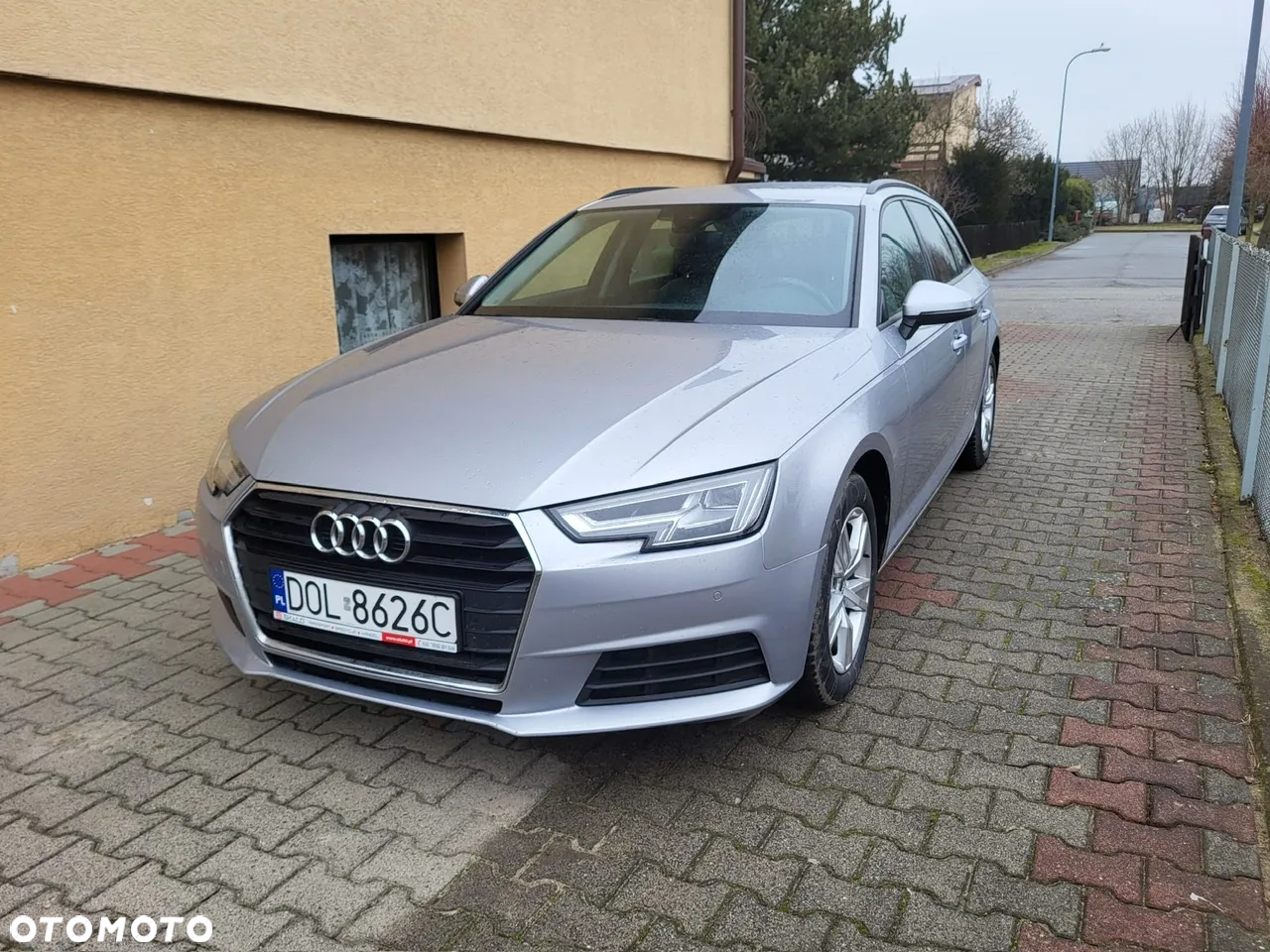 Audi A4 Avant 2.0 TDI S tronic - 5