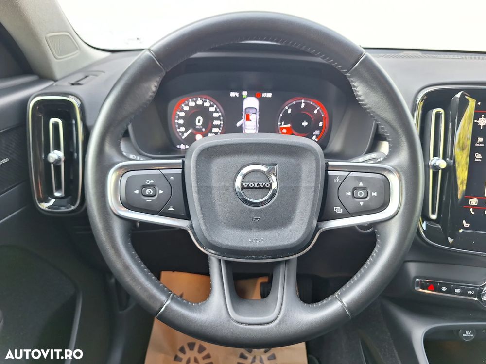 Volvo XC 40 - 19