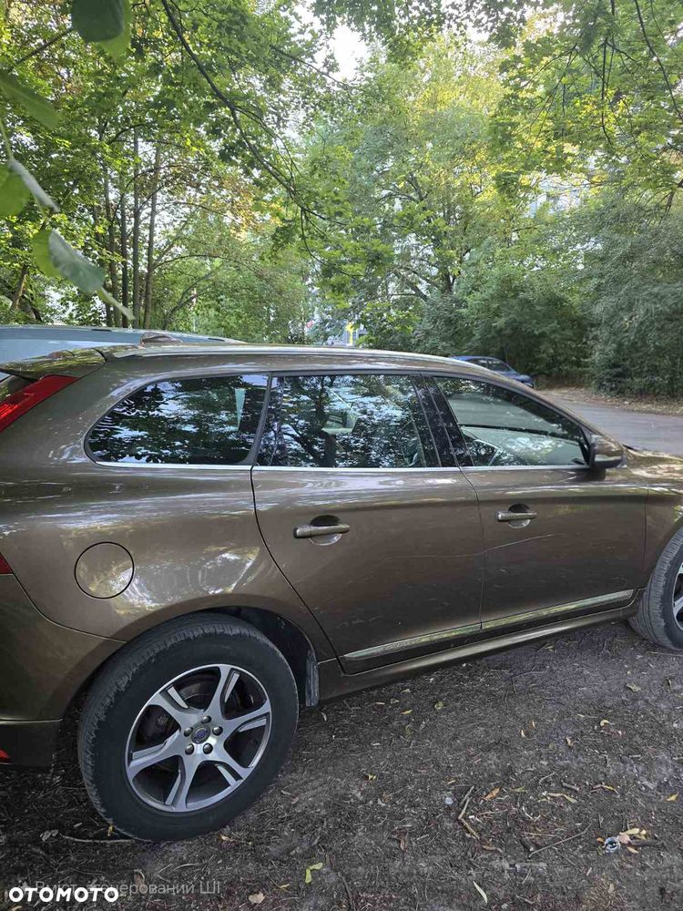 Volvo XC 60 - 8