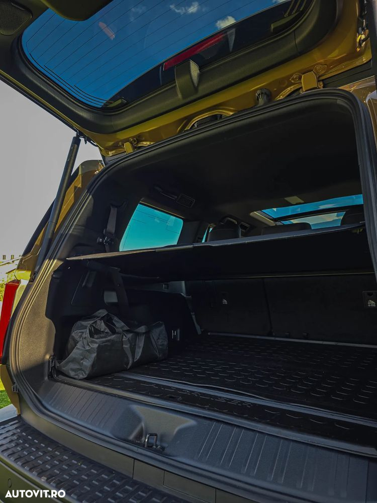 Toyota Land Cruiser - 14