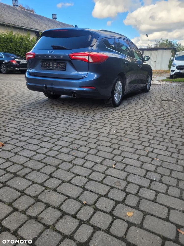 Ford Focus 1.5 EcoBlue Start-Stopp-System TITANIUM DESIGN - 5