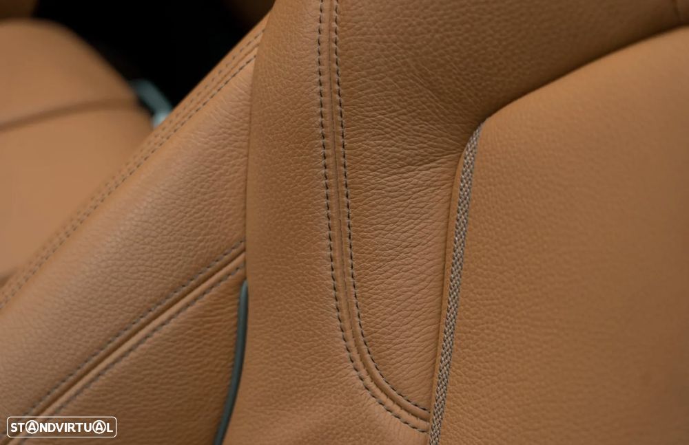 BMW 530 e Pack M - 12