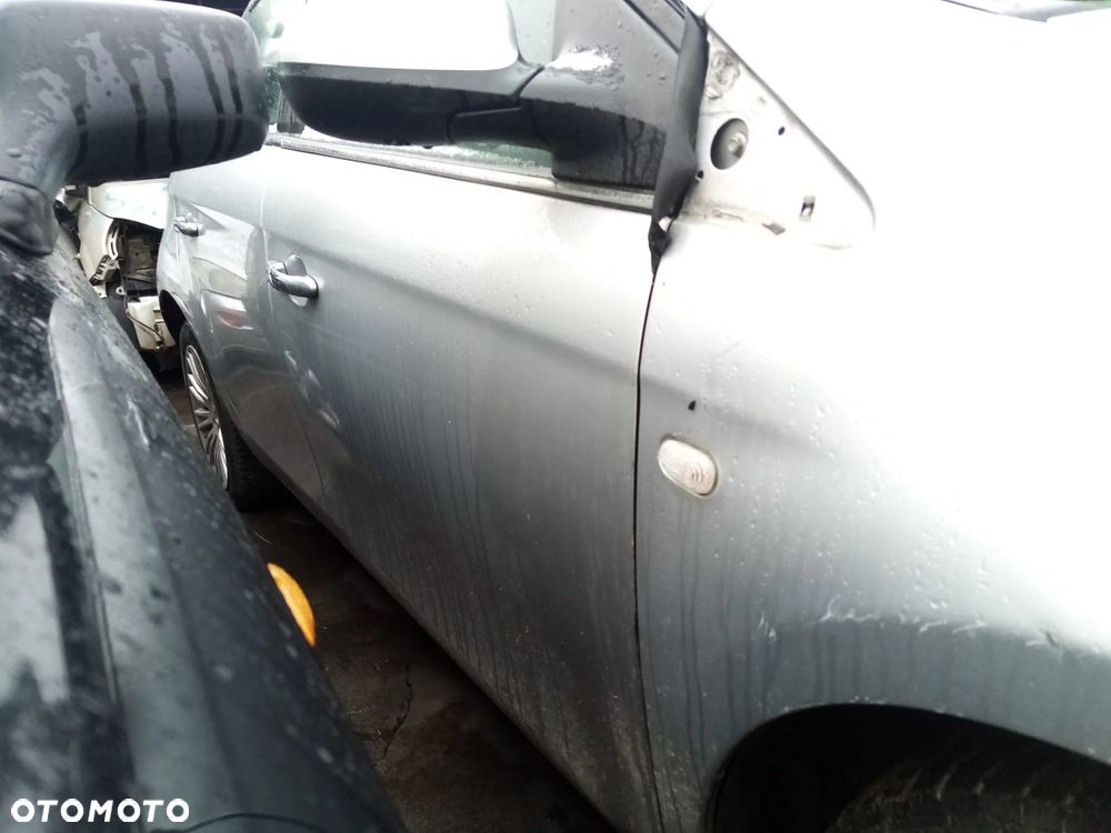 FIAT BRAVO II 07-10 1.9 MULTIJET ALTERNATOR - 11