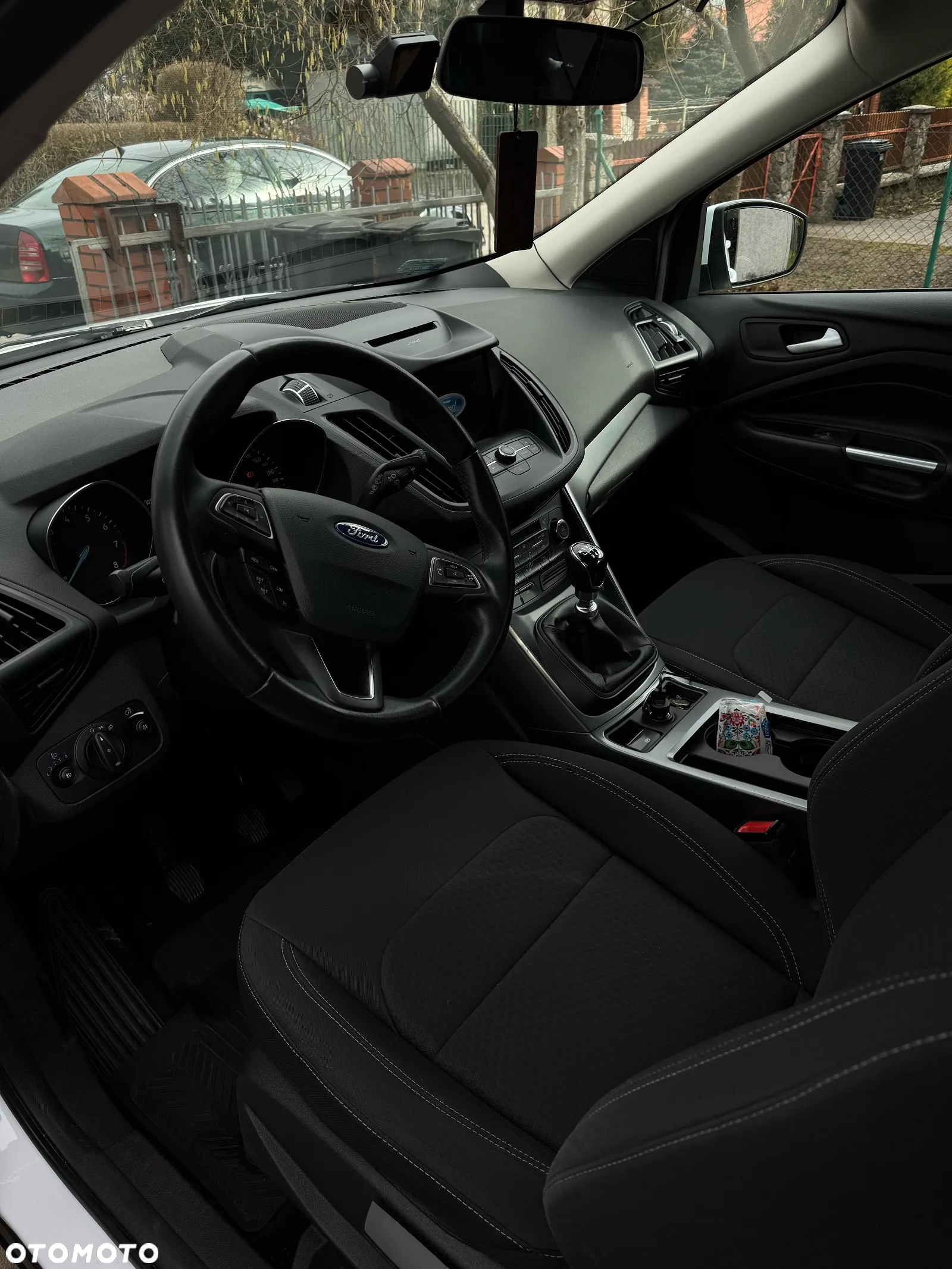 Ford Kuga - 12
