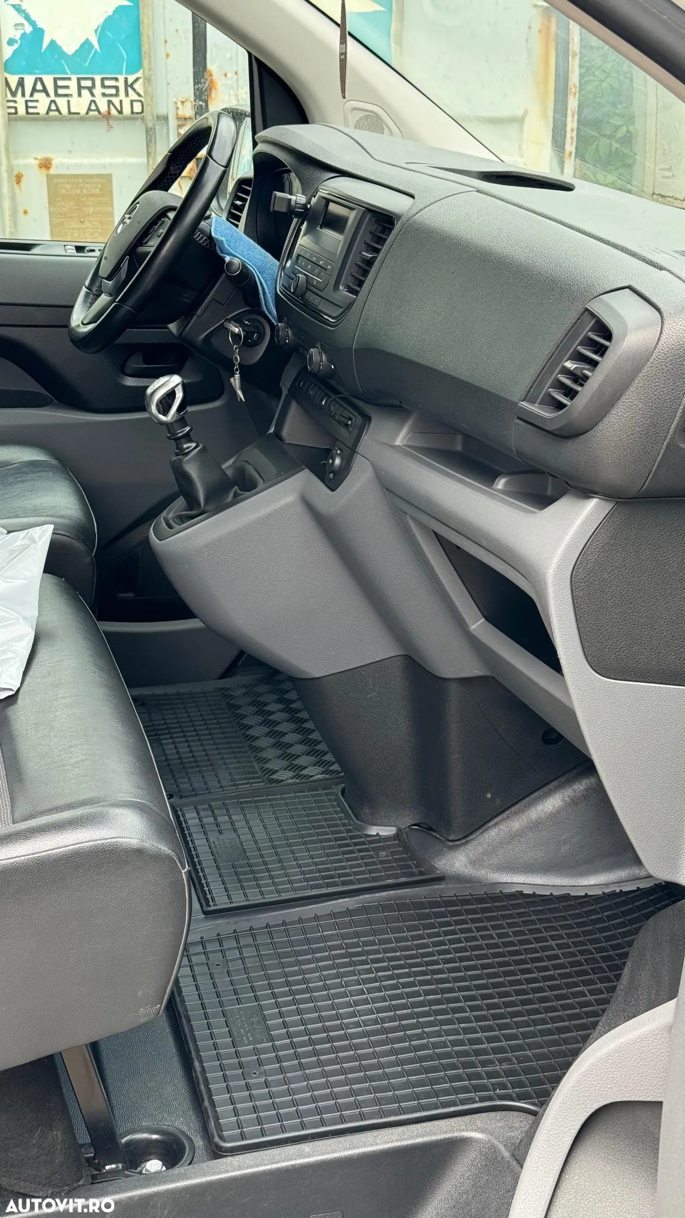Opel Vivaro - 14