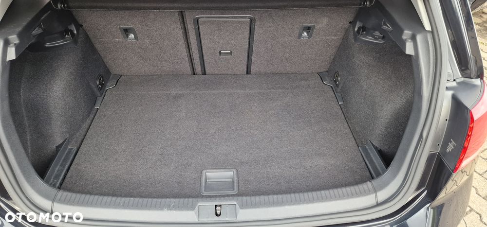 Volkswagen Golf 1.5 TSI BlueMotion ACT Highline - 35