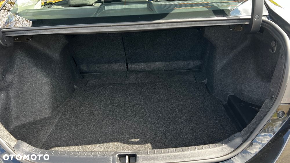 Toyota Corolla 1.6 Active - 7