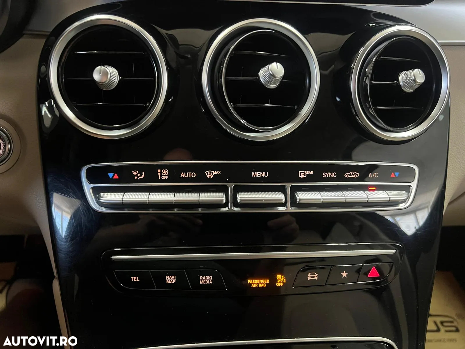 Mercedes-Benz GLC Coupe 200 d 4Matic 9G-TRONIC Exclusive - 33
