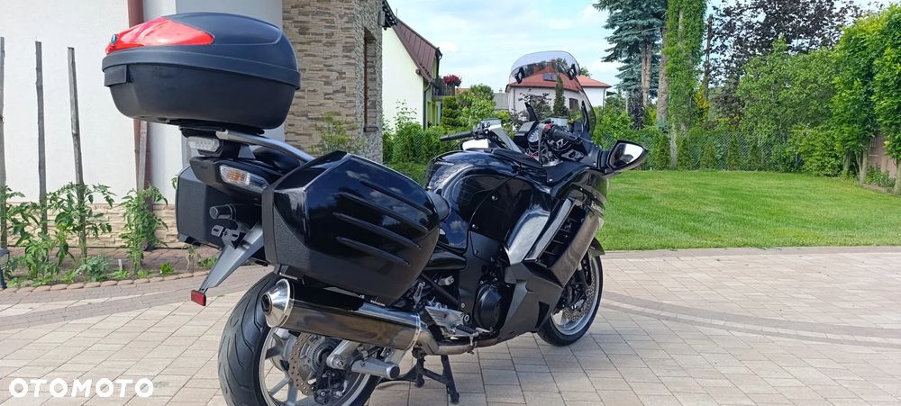Kawasaki GTR - 5