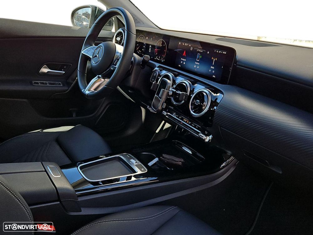 Mercedes-Benz CLA 180 d Style Plus Aut. - 13