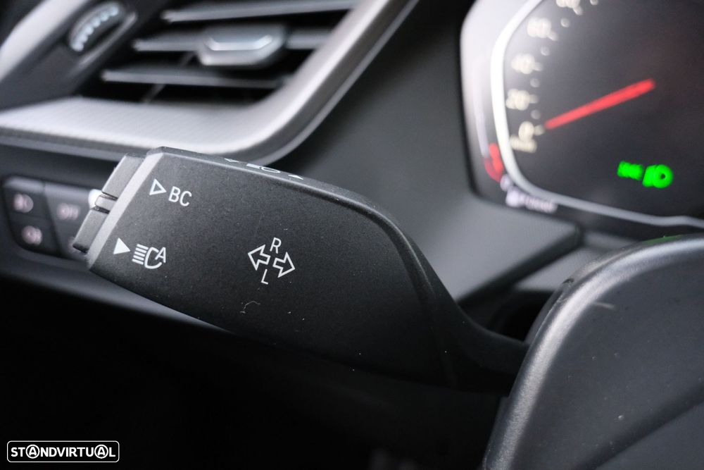 BMW 116 d Pack Desportivo M Auto - 15