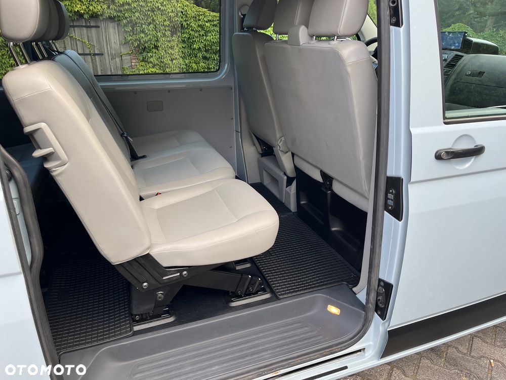 Volkswagen Transporter - 23