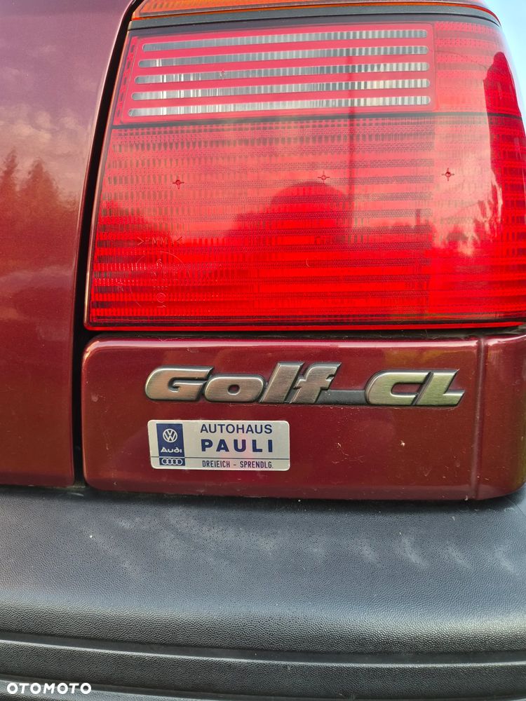 Volkswagen Golf 1.6 CL - 29
