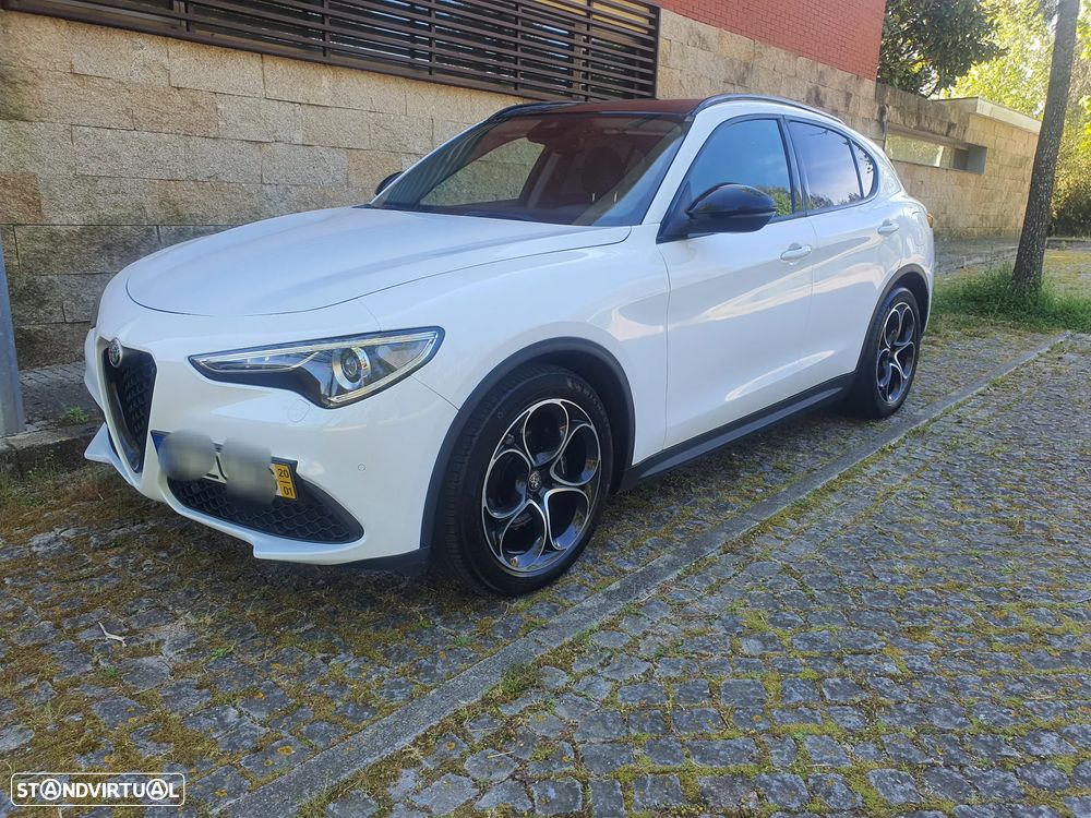 Alfa Romeo Stelvio 2.2 D B-Tech AT8 - 30