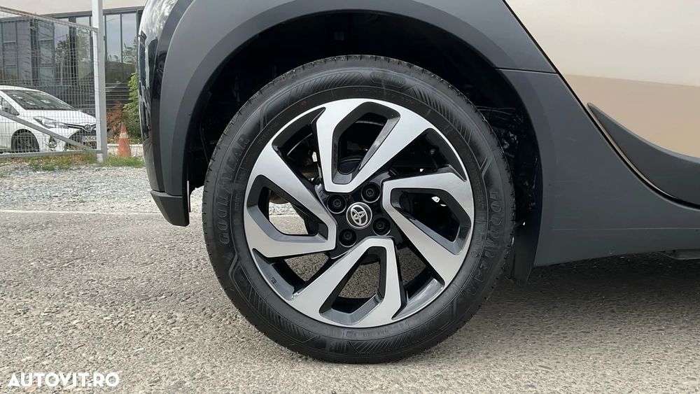 Toyota Aygo X 1.0l MT Dynamic - 18