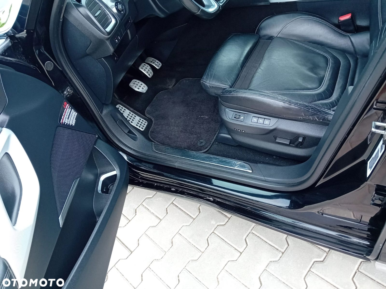 Citroën DS5 HDi 165 SportChic - 8