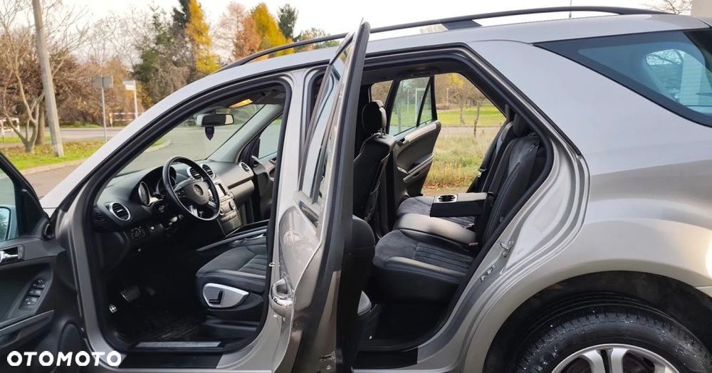 Mercedes-Benz ML - 10