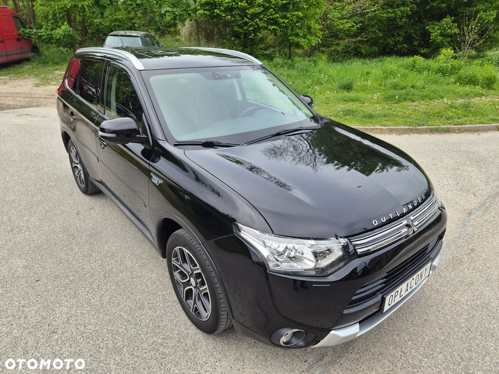 Mitsubishi Outlander - 4