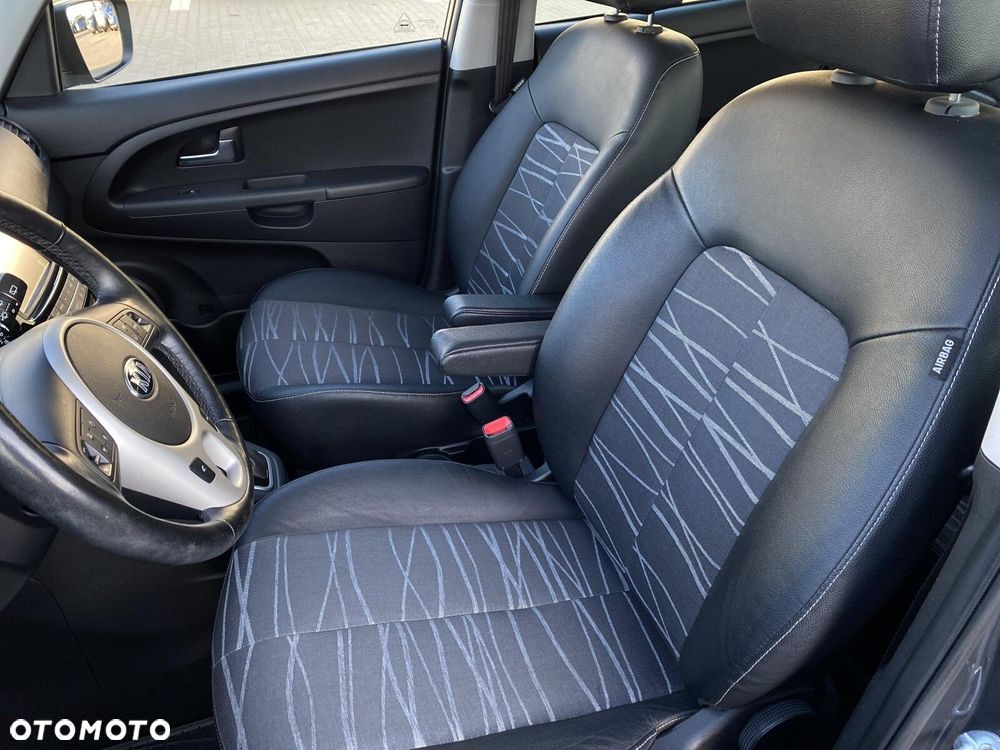 Kia Venga 1.6 XL - 11