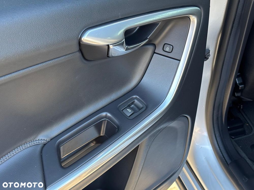 Volvo V60 D2 Drive-E Kinetic - 35
