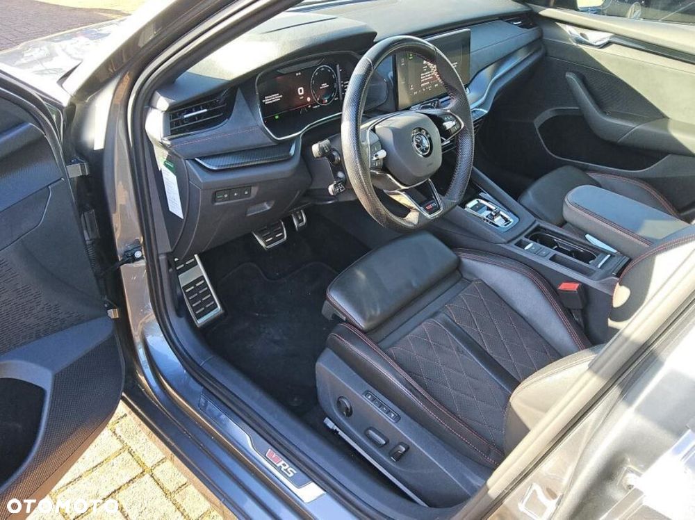 Skoda Octavia 2.0 TDI RS DSG - 6