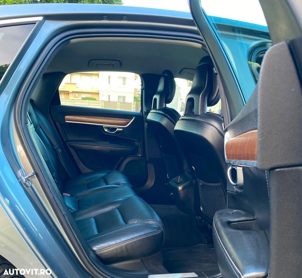 Volvo S90 - 10