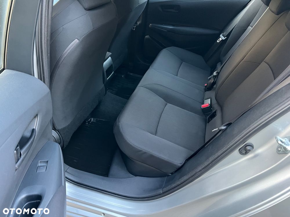 Toyota Corolla - 23