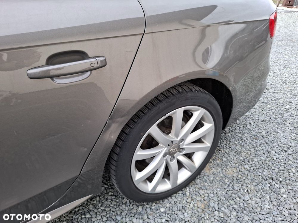 Audi A4 Avant 2.0 TDI DPF S line Sportpaket - 5