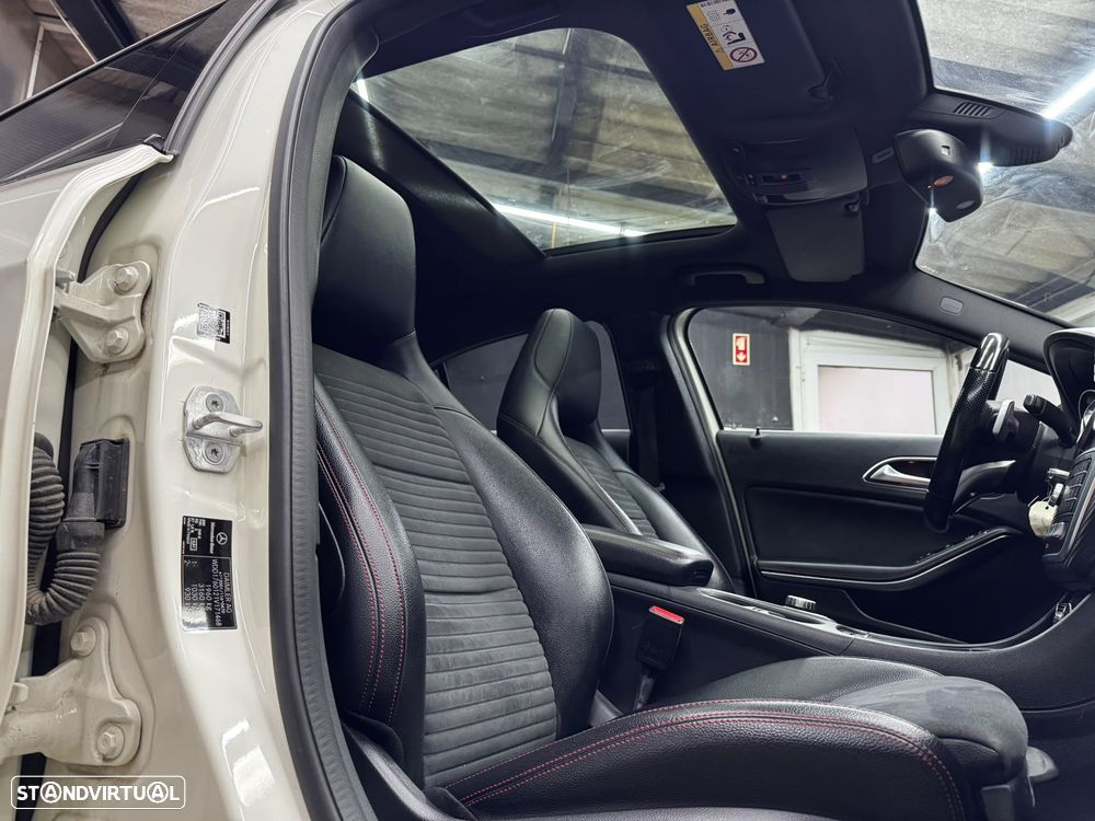 Mercedes-Benz A 180 d 7G-DCT AMG Line - 23