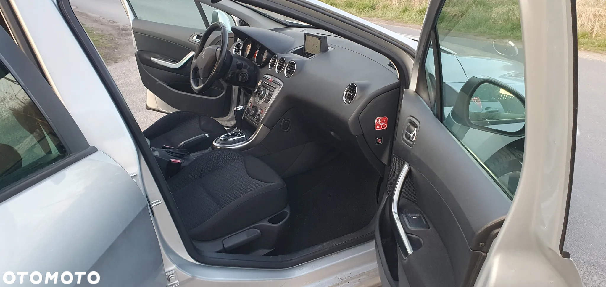 Peugeot 308 SW 155 THP Automatik Platinum - 13