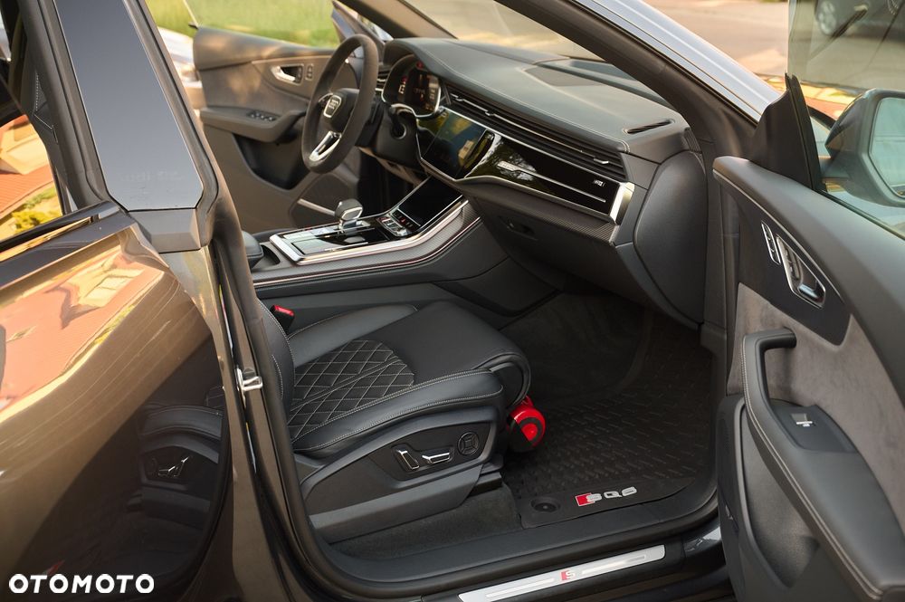 Audi SQ8 - 23