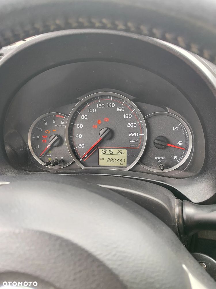 Toyota Yaris 1.4 D-4D - 7